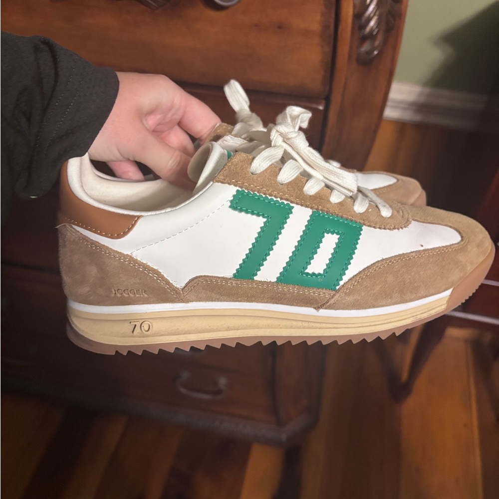 Women's Sneakers - Green and Tan